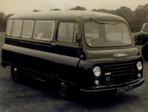 Morris J2 Minibus (39 EP 55)
