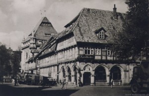 Bedford QL & Willys MB Jeep in German Town